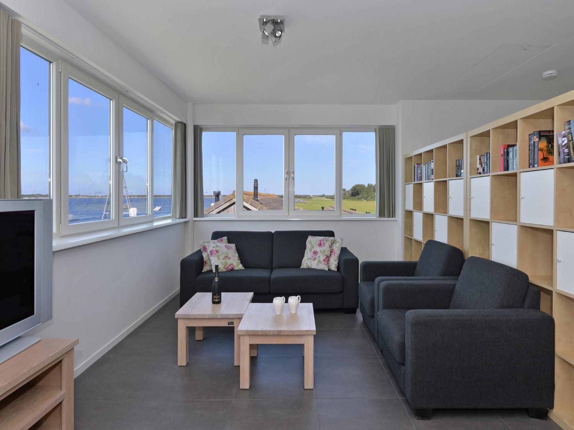 Exclusive Apartment On The Ground Floor Directly Located On The Water Kamperland Buitenkant foto